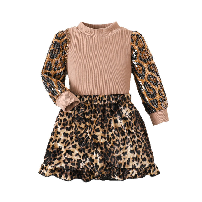Conjunto de dos piezas de sudadera de manga larga y falda con estampado de leopardo