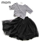 Black / Mom