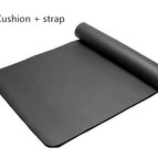 Noir Avec des sangles