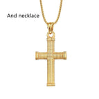 Gold / Pendant and necklace