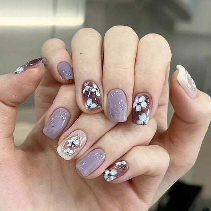 Simple Square Taro Purple Flowers Gentle Nails