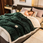 Vert foncé et blanc